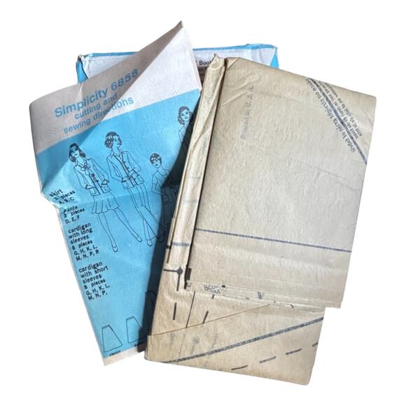 Simplicity 6858 Misses Cardigan, Bias Skirt and Pants Pattern - Size 12; Bust 34 - Picture 5 of 5